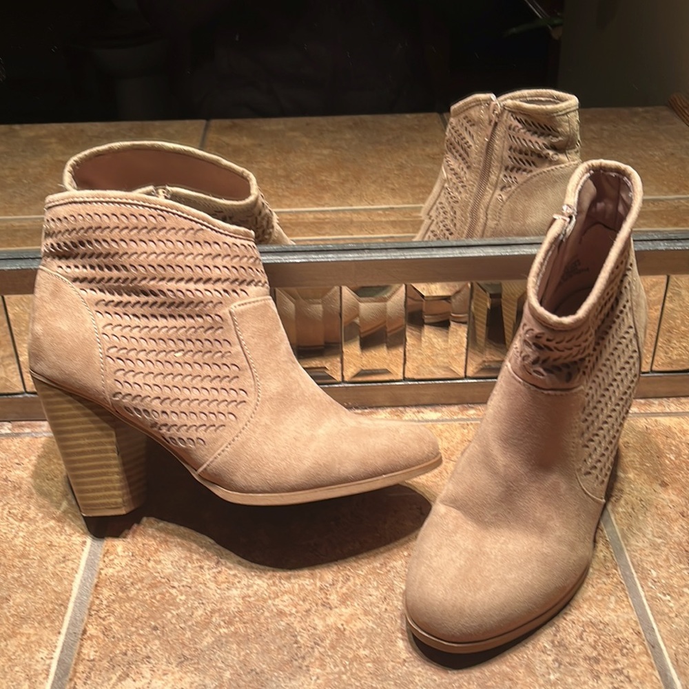 NWT Tan Faux Suede Booties